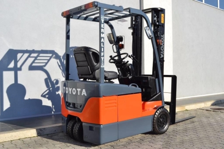 لیفتراک تویوتا برقی 7FBE13