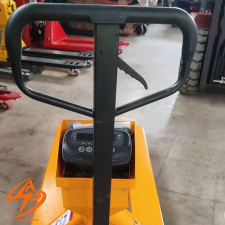 دسته جک پالت توزین دار