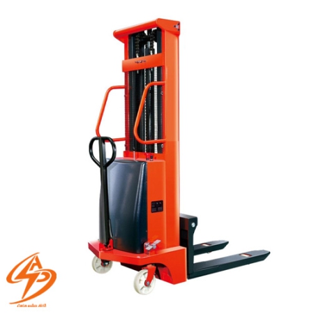 استاکر نیمه برقی 1.5 تن مگالیف